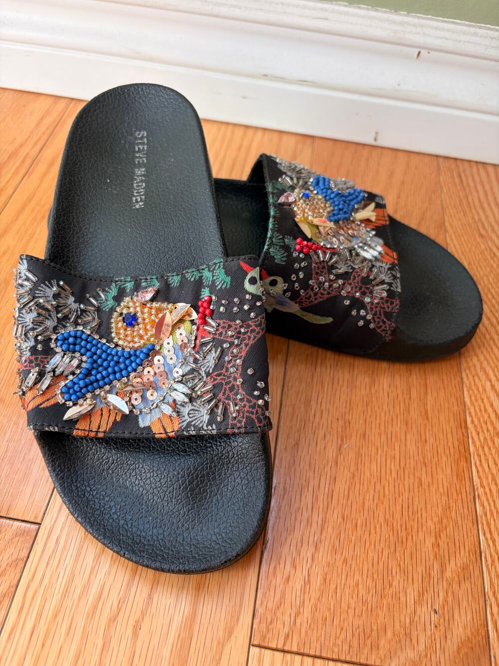 Steve Madden Beaded Bird Slides Size 5 Embroidered Sequin Boho Maximalist